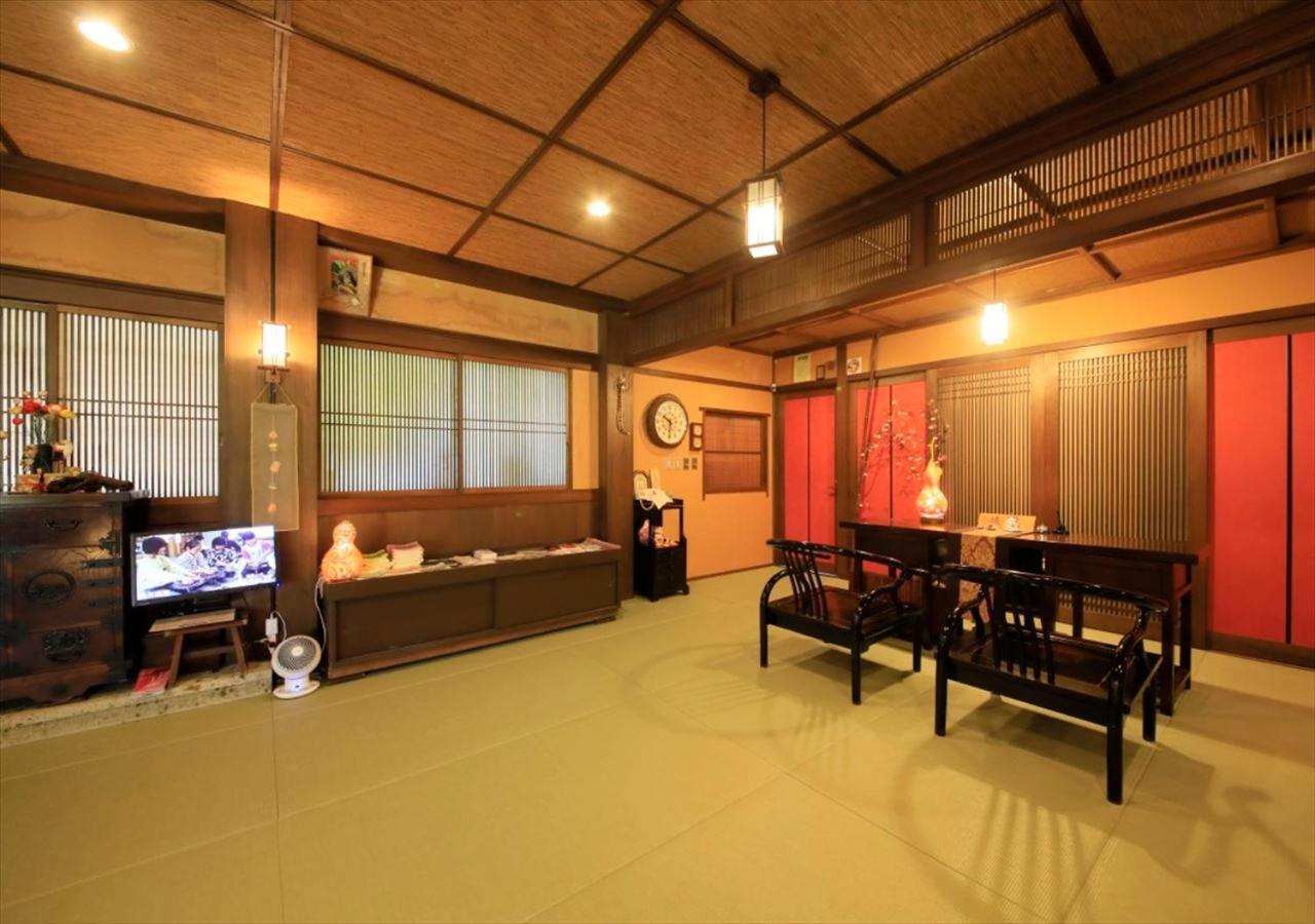 Saikatei Jidaiya Hotel Kaminoyama Buitenkant foto